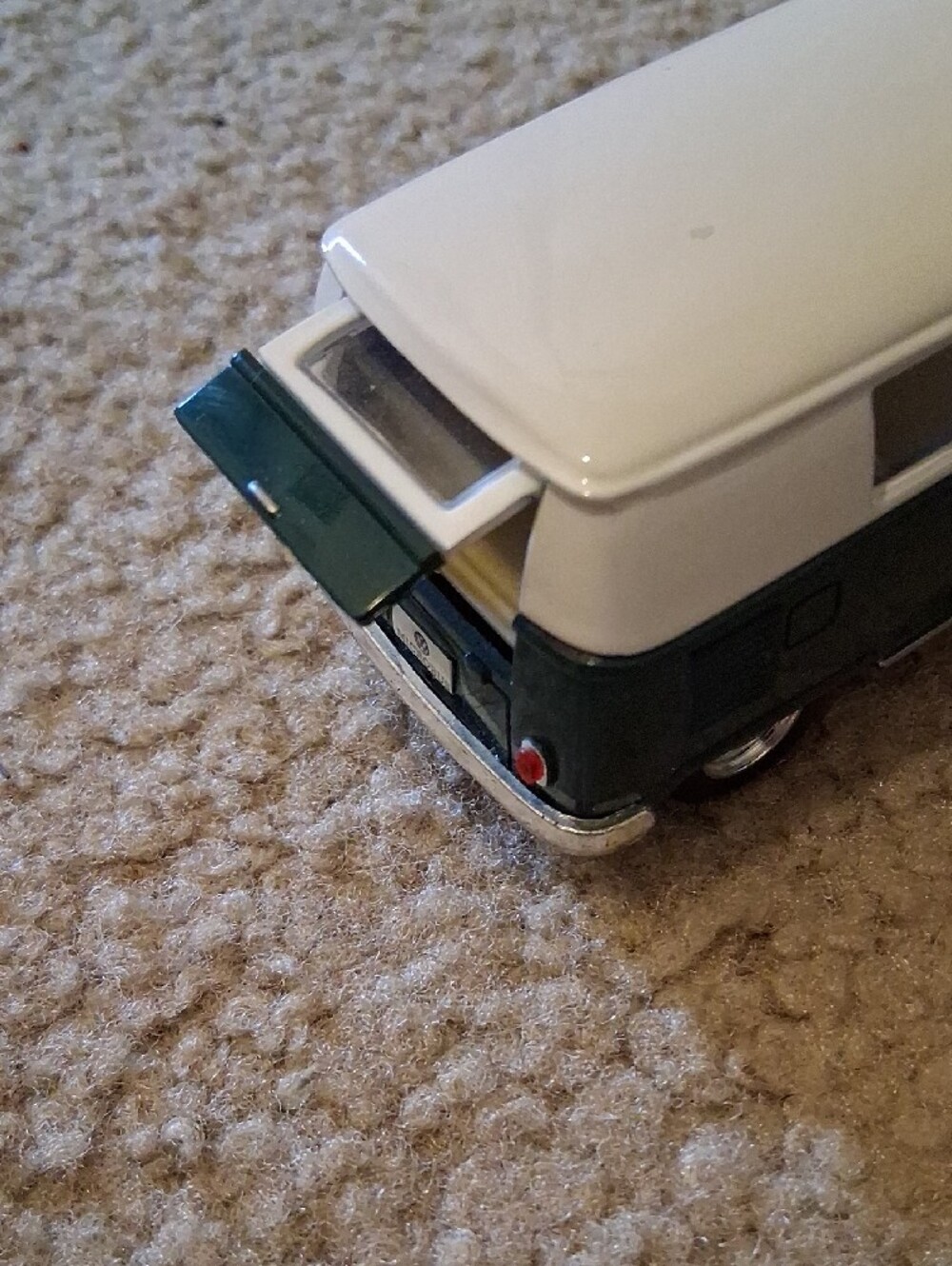 Volkswagon Bus - Picture 7 of 7